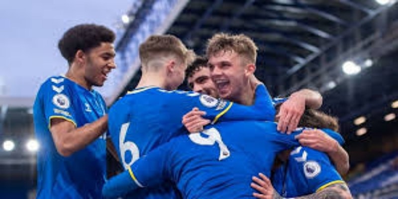 冬季转会窗的战略考量- 华体会体育