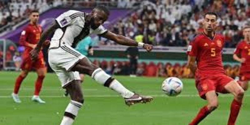 比赛进程深度解析：攻防博弈与战术调整-华体会体育