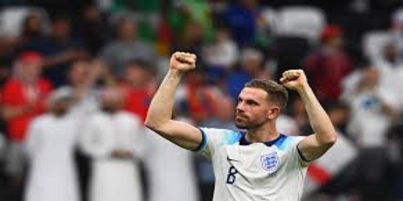 亨德森的争议与球迷嘘声：华体会体育剖析事件始末-华体会体育