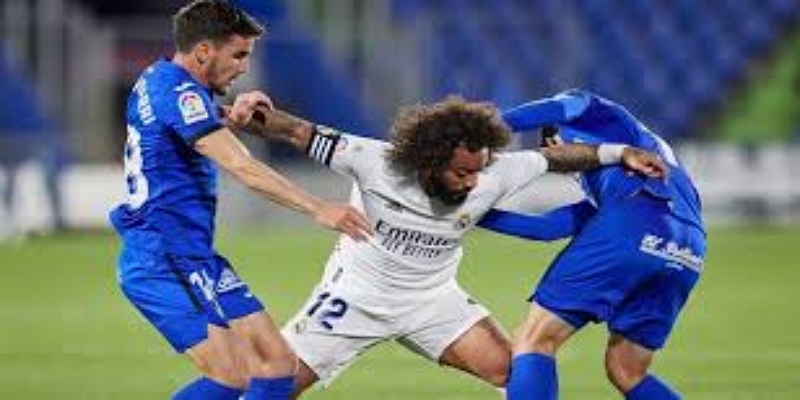 英足联重磅裁决：切利诺失去利兹联所有权-华体会体育