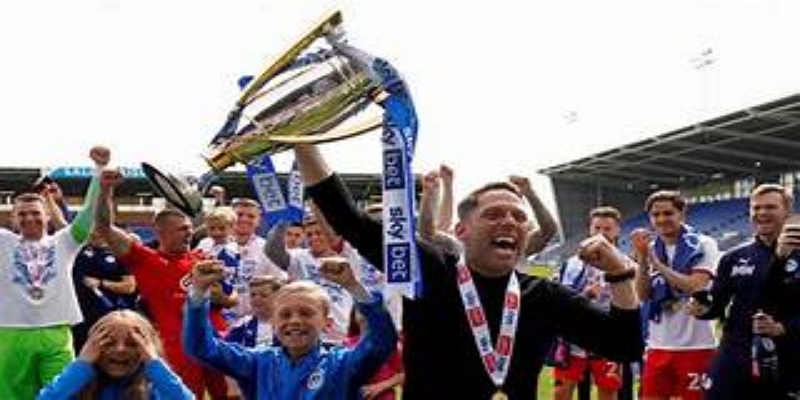 华体会体育全面观察：雷丁管理层更迭与俱乐部历史性转折-华体会体育