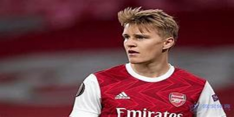 华体会体育观察—厄德高加盟背后的战术逻辑与体系适配-华体会体育